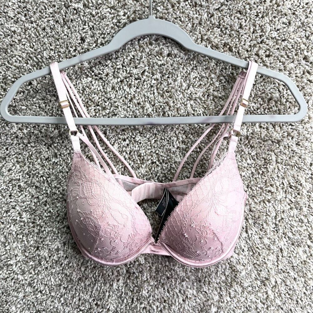 Victoria’s Secret Bra Women’s 32D‎ Very Sexy Pink Lace Overlay Strappy Push-Up